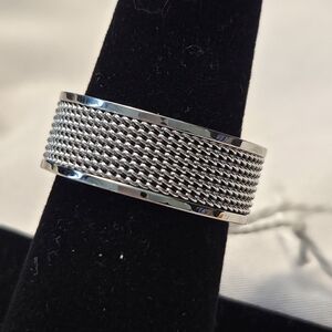 Solid Stainless Steel Mesh Center Band Ring